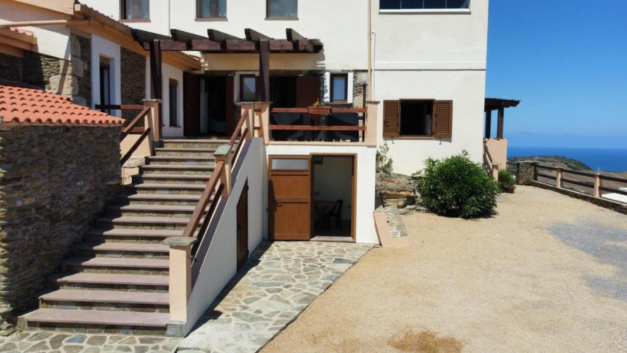 Agriturismo Finagliosu Palmadula Εξωτερικό φωτογραφία