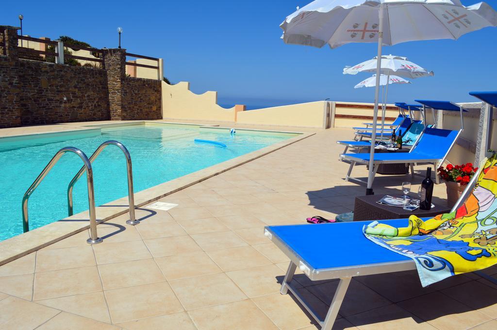 Agriturismo Finagliosu Palmadula Εξωτερικό φωτογραφία